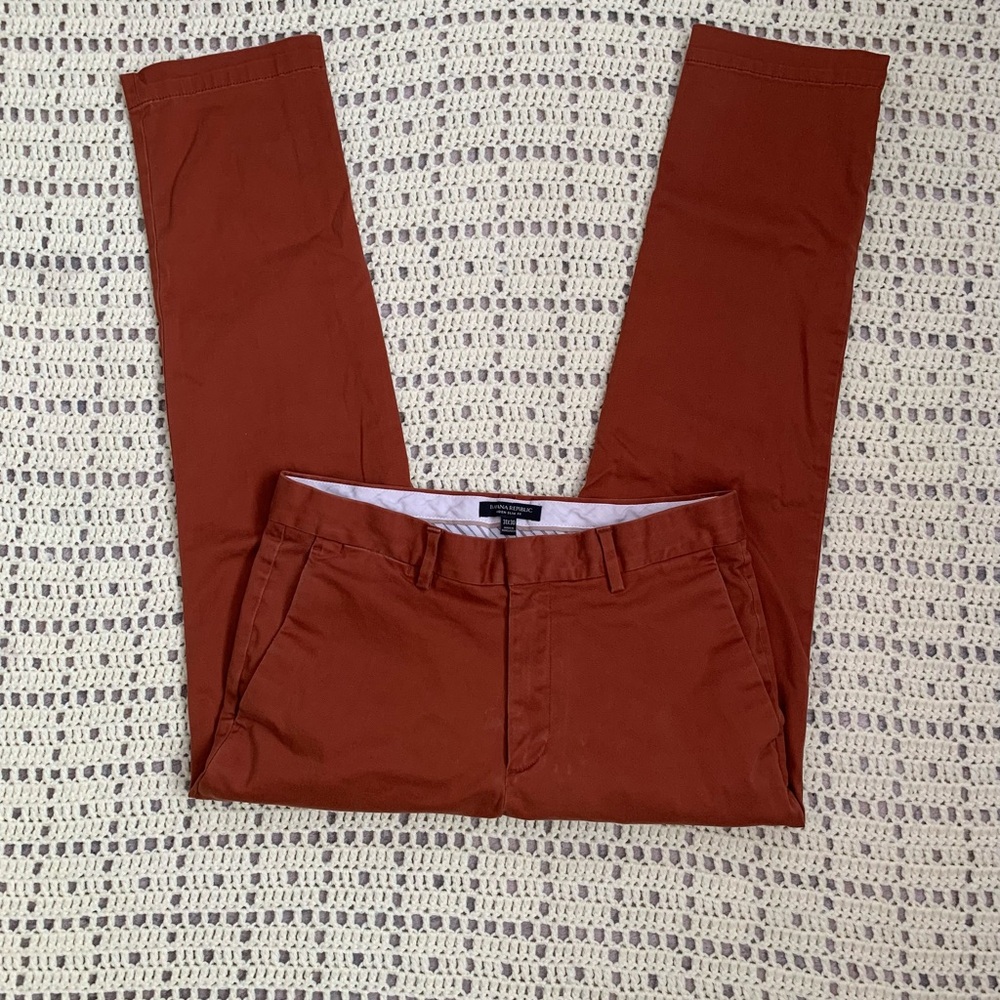Banana Republic Aiden Slim Fit Brick Chinos